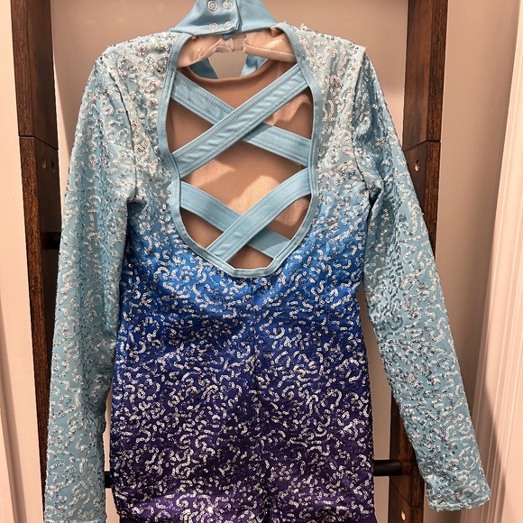 Weissman Blue Sequined Long-sleeved short bodysuit - Picture 2 of 3